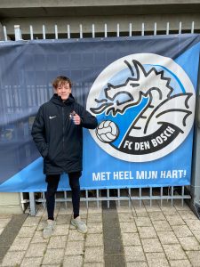 Gijs (15) stage